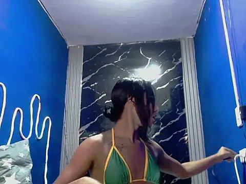 Snapshot of Valentina_hot chatting on 04-26-26, 03:48 Valentina hot online show from 04-26-26, 03:48