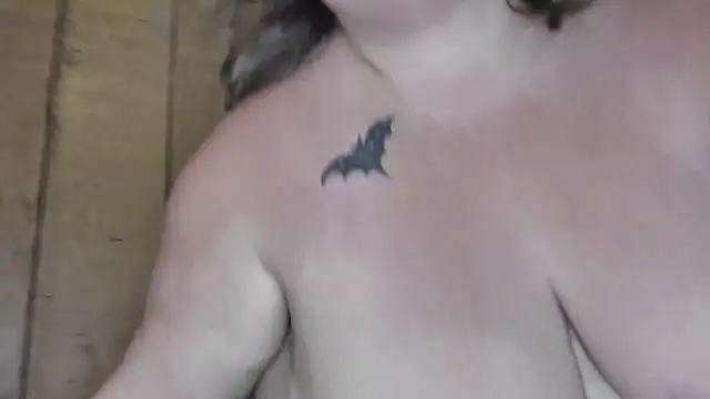 ladylynn13 online show from 04-23-26, 09:39