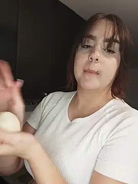 its lauu  online show from 03-12-26, 04:07