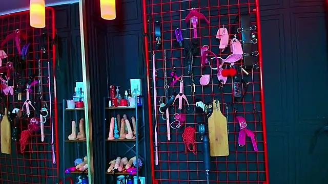 Snapshot of Velvet_Authority chatting on 03-06-26, 04:03 Velvet Authority online show from 03-06-26, 04:03