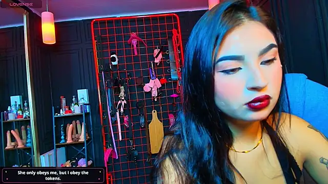 Snapshot of Velvet_Authority chatting on 03-12-26, 04:35 Velvet Authority online show from 03-12-26, 04:35