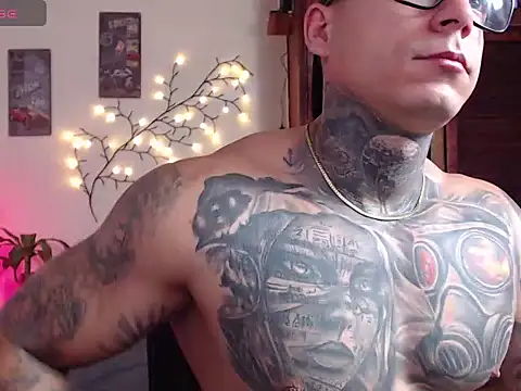 maxstrom111 online show from 03-12-26, 03:18