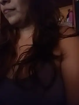 Lindagirlcum online show from 02-15-26, 07:32