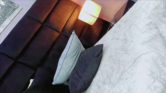 Snapshot of Daniiela_Foxx chatting on 03-13-26, 01:29 Daniiela Foxx online show from 03-13-26, 01:29