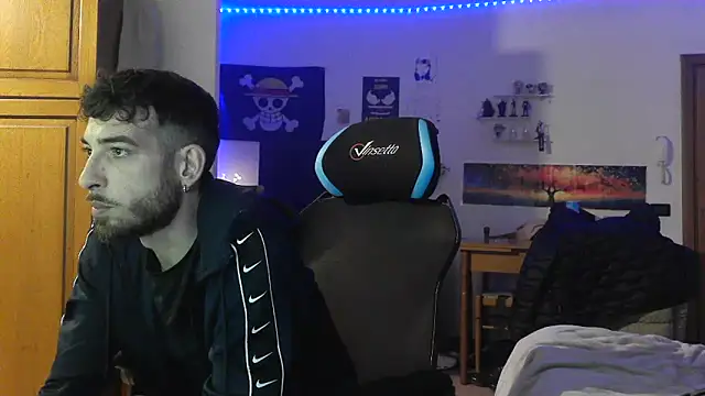 Snapshot of maestroboris95 chatting on 03-12-26, 10:16 maestroboris95 online show from 03-12-26, 10:16