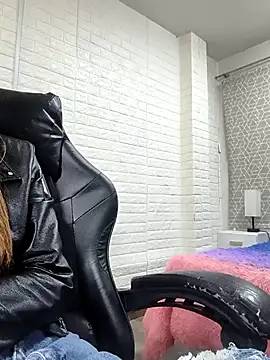 Sara Love 1 online show from 04-14-26, 03:12