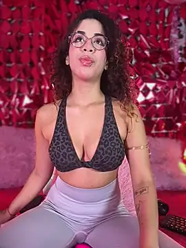 Woo isDaphne online show from 02-08-26, 11:41