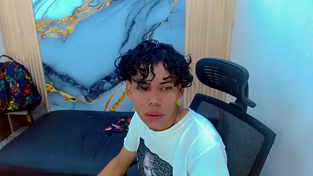 DaviidBuckx  online show from 03-13-26, 02:18