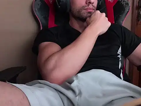 Snapshot of Stefan_dot chatting on 02-16-26, 03:02 Stefan dot online show from 02-16-26, 03:02