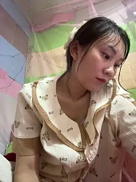 Lucky-baby077 online show from 03-05-26, 07:15