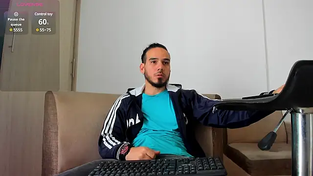 Snapshot of jhustin_marcius chatting on 01-04-25, 07:23 jhustin marcius online show from 01-04-25, 07:23