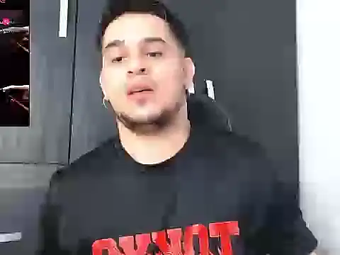 Snapshot of colin_lewis1 chatting on 02-13-26, 03:13 colin lewis1 online show from 02-13-26, 03:13