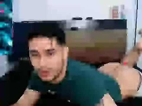 Snapshot of colin_lewis1 chatting on 03-09-26, 03:54 colin lewis1 online show from 03-09-26, 03:54