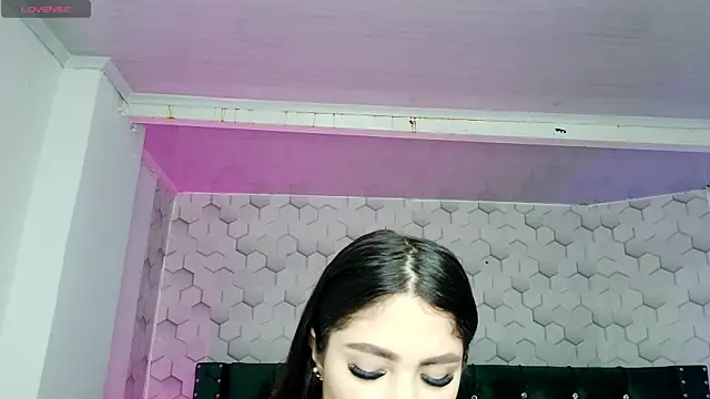 babyy nicols m online show from 04-27-26, 04:49