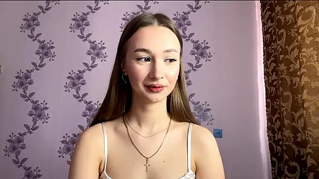 LacieHelaire online show from 03-11-26, 07:03