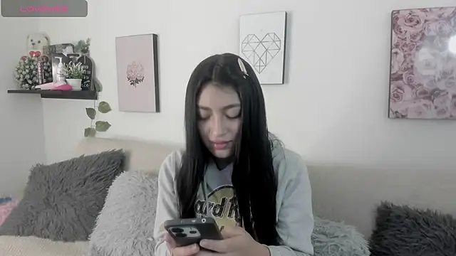 Alexaalove 1 online show from 02-19-26, 01:40