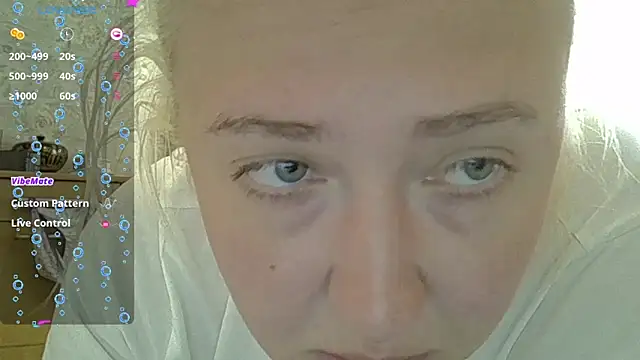 Snapshot of CurvyWild_Lady30 chatting on 05-17-26, 10:44 CurvyWild Lady30 online show from 05-17-26, 10:44