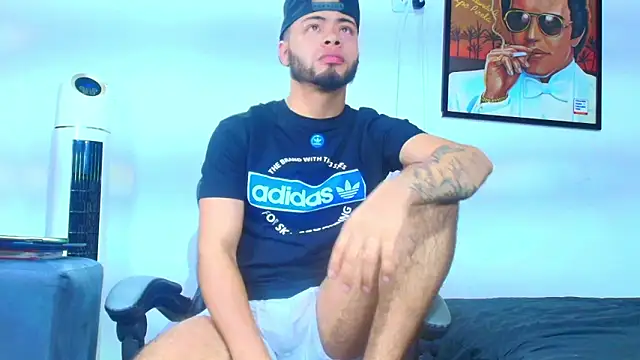 Xanderstone00 online show from 03-05-26, 04:41