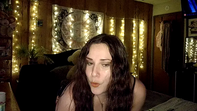 VelvetBrunetteXo online show from 02-25-26, 12:31