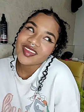 BrianaSweetxxx online show from 04-18-26, 03:43