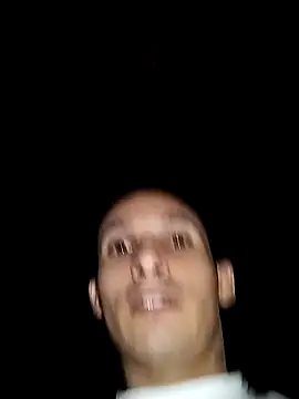 Isaak 26 online show from 04-18-26, 03:32