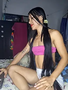 Alannys19 online show from 04-24-26, 02:36