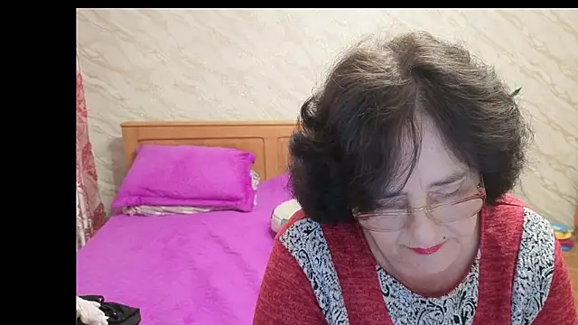 Snapshot of xMaryxAnne chatting on 04-29-26, 05:41 xMaryxAnne online show from 04-29-26, 05:41
