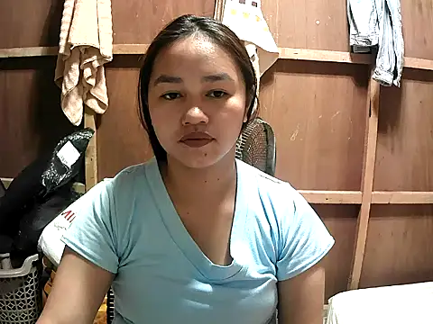 Cloudette 17 online show from 03-07-26, 08:11