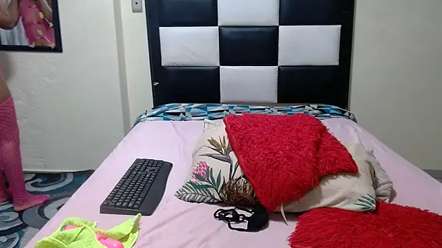 VeronaDimexx online show from 04-05-26, 08:28