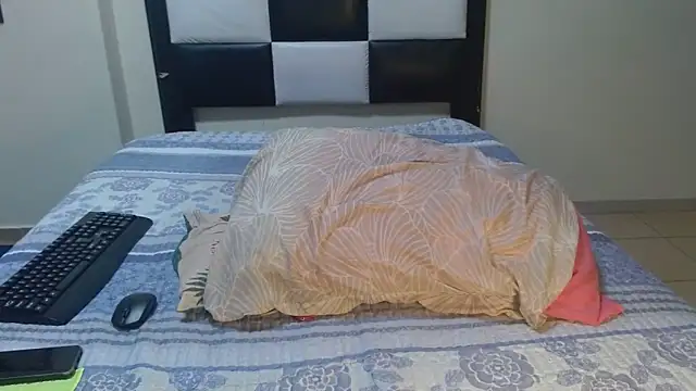 VeronaDimexx online show from 04-14-26, 09:32