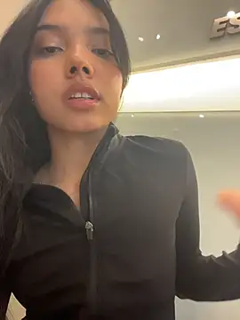 Snapshot of jadelaurent chatting on 03-07-26, 06:38 jadelaurent online show from 03-07-26, 06:38