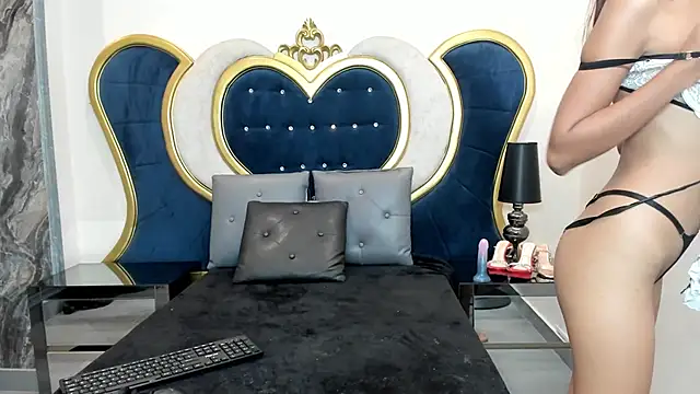 LinaSalazar online show from 03-18-26, 11:30