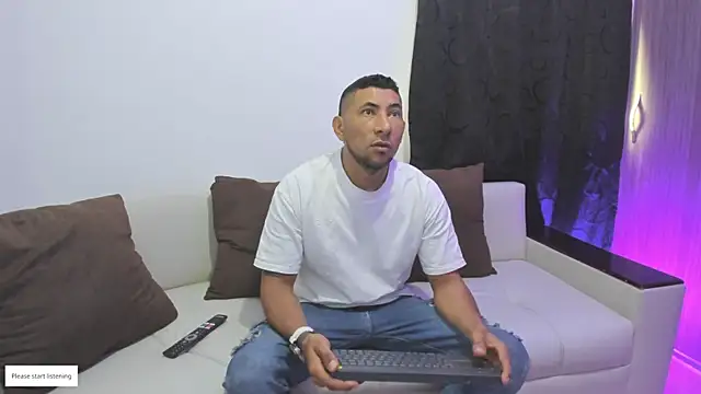 morganandmegan01 online show from 03-08-26, 02:21