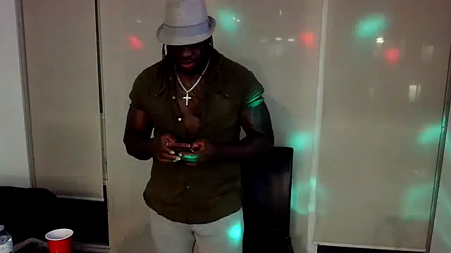 darkstallion7 online show from 04-26-26, 07:28