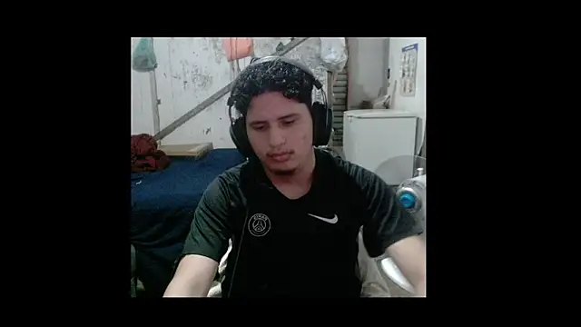 Snapshot of Rodri1k chatting on 02-13-26, 05:14 Rodri1k online show from 02-13-26, 05:14