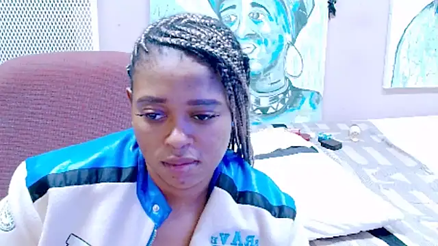 TyraHotxxx online show from 04-25-26, 05:21