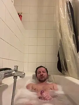 Snapshot of DeN_strip chatting on 02-12-26, 05:30 DeN strip online show from 02-12-26, 05:30