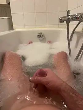 Snapshot of DeN_strip chatting on 02-13-26, 08:49 DeN strip online show from 02-13-26, 08:49