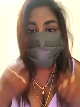 Snapshot of Revanthika-27 chatting on 02-17-26, 07:09 Revanthika-27 online show from 02-17-26, 07:09