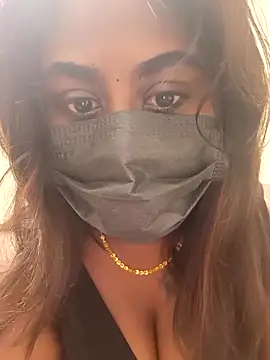 Snapshot of Revanthika-27 chatting on 03-15-26, 07:42 Revanthika-27 online show from 03-15-26, 07:42