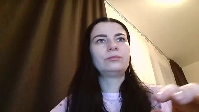 Clover Shine online show from 02-24-26, 06:28