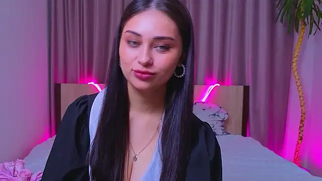 Sofia Plump online show from 02-15-26, 02:03