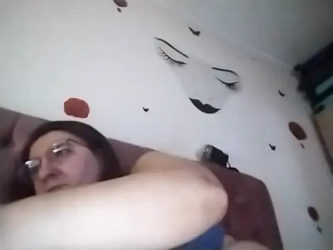 Snapshot of dana92vat chatting on 03-16-26, 05:06 dana92vat online show from 03-16-26, 05:06