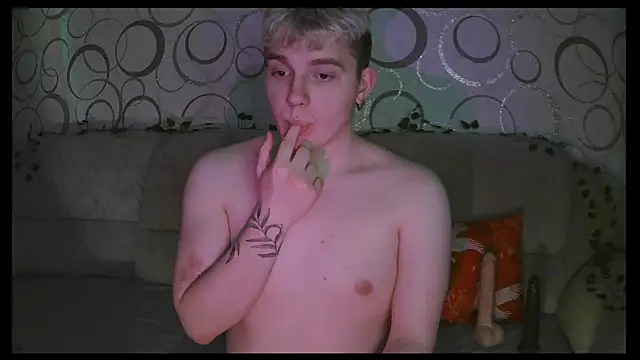 Snapshot of heatctrl chatting on 03-08-26, 06:44 heatctrl online show from 03-08-26, 06:44