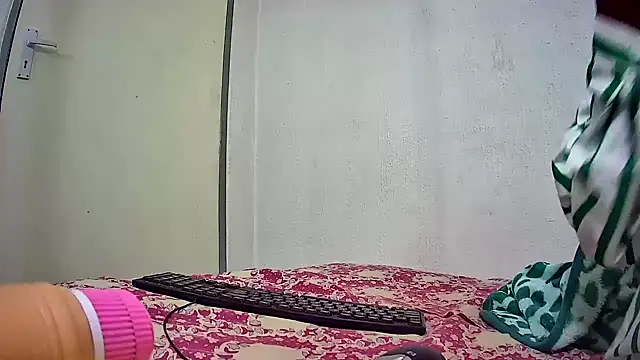 BlackBeauty2002 online show from 04-11-26, 10:03