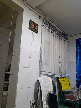 Snapshot of Alexamontiel_ chatting on 03-04-26, 11:27 Alexamontiel online show from 03-04-26, 11:27