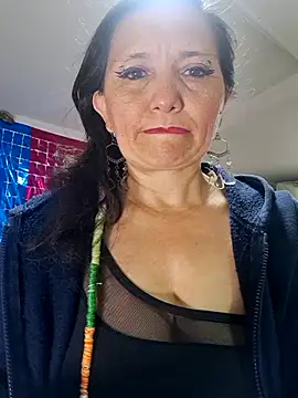 Alexamontiel  online show from 04-06-26, 04:30