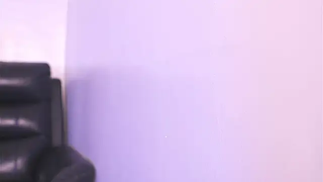 Snapshot of Shopie_Colucci chatting on 05-15-26, 04:47 Shopie Colucci online show from 05-15-26, 04:47