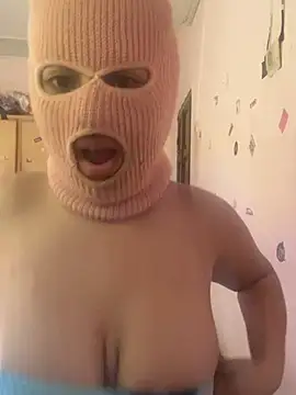 Snapshot of faettaa chatting on 02-23-26, 10:12 faettaa online show from 02-23-26, 10:12