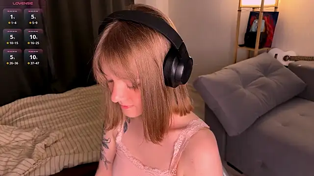 Mirrrra1 online show from 04-29-26, 07:42